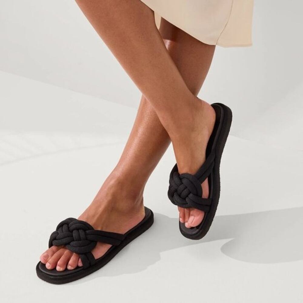 NWOB Rothy's The Summer Sandal Black Slip On Flat Shoes Size 8.5 Washable